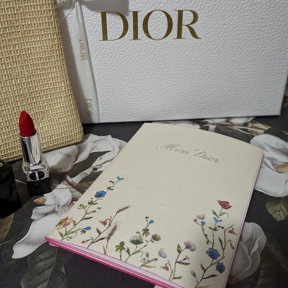 Dior Beauty Bundle - Picture 17 of 17